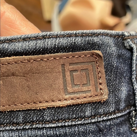 Liz Claiborne Classic Blue Denim Jeans - Picture 3 of 7